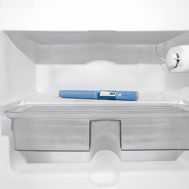 Une boîte de stylos injecteurs Saxenda conservée au réfrigérateur